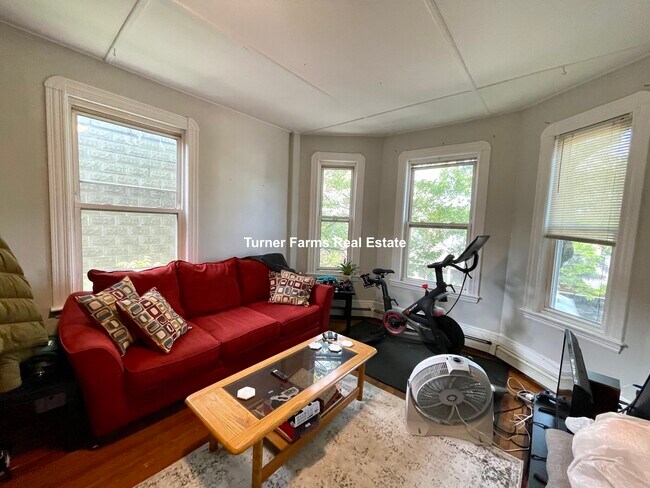 Building Photo - 220 Prospect St