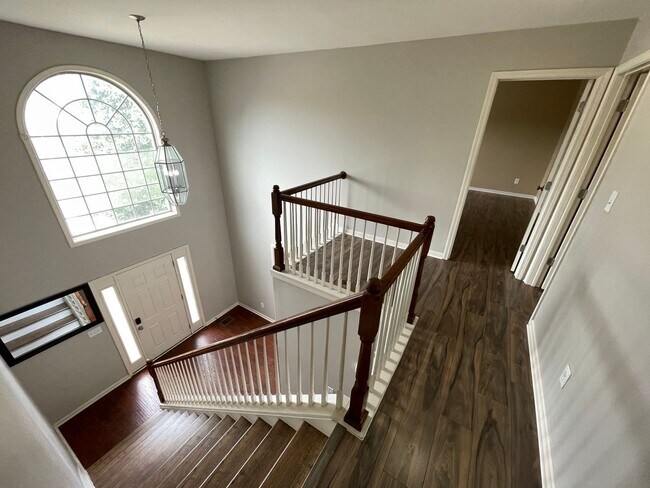 Building Photo - 10916 Collington Dr