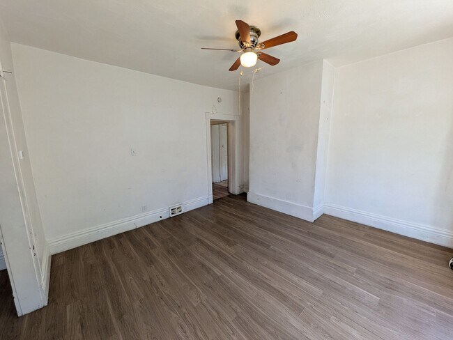 Building Photo - 3620 Grenada St
