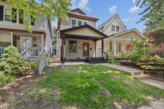 Building Photo - 5385 Reber Pl