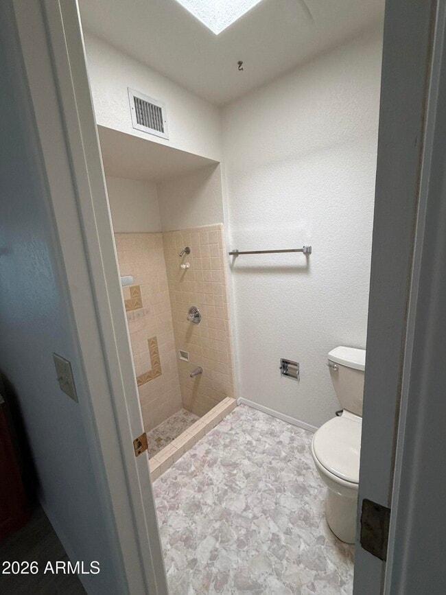 Building Photo - 1475 Via Viento