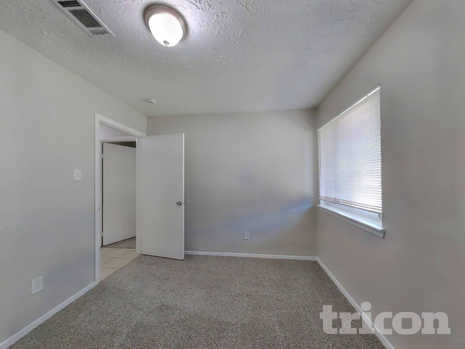 Building Photo - 8510 Sorrel Dr