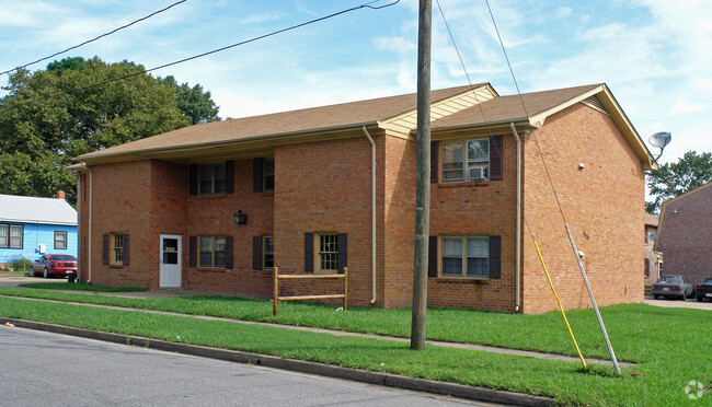 Building Photo - Princess Court Apartments