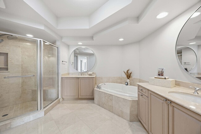 Building Photo - 4801 Bonita Bay Blvd