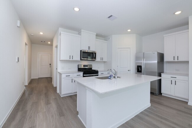 Building Photo - 40618 Balsam Run Ln