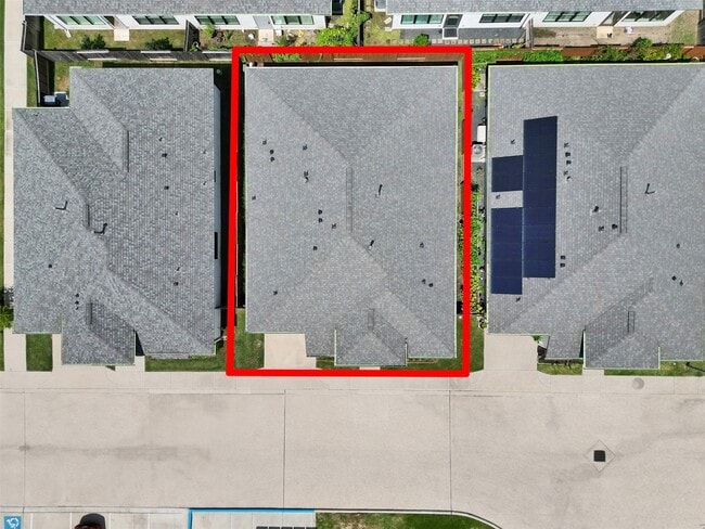 Building Photo - 10330 Grove Row Ave