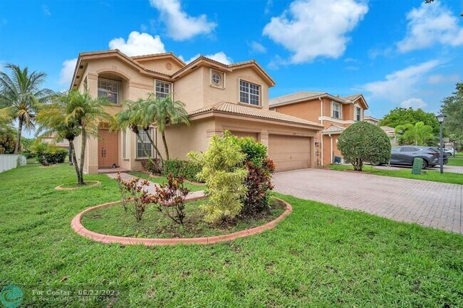 Building Photo - 16389 SW 31st St