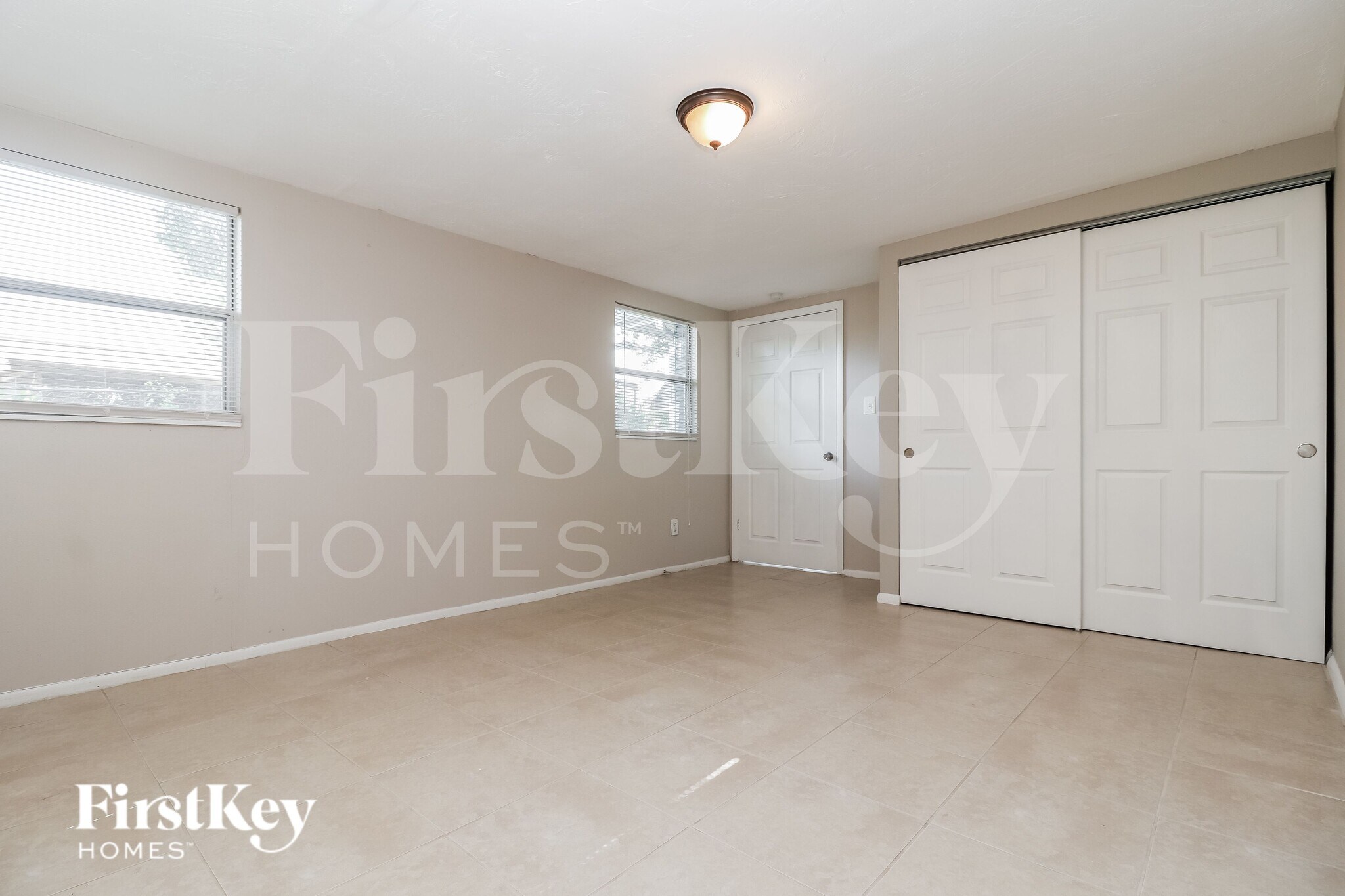 Building Photo - 7701 Birchwood Dr