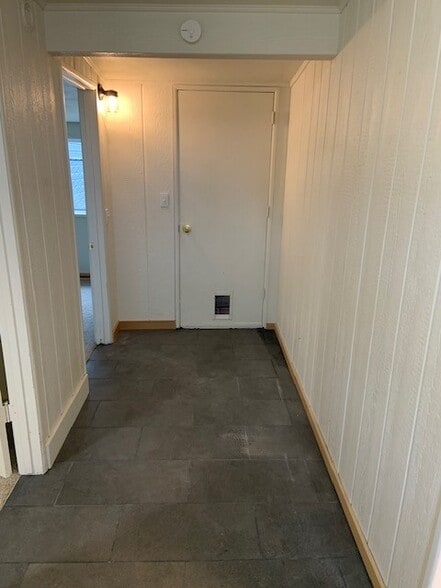 Backdoor to laundry room - 3335 Coburg Rd
