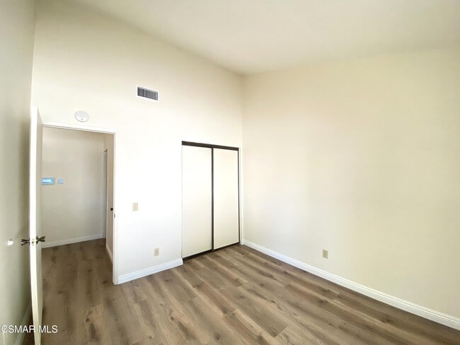 Building Photo - 2174 Deerfield St