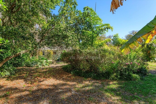 Building Photo - 816 Putnam Ave