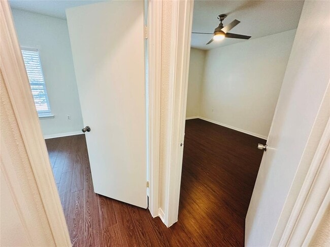 Building Photo - 6301 Crumley Ln