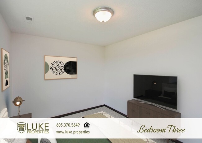 Building Photo - 9657 W Tunis Dr