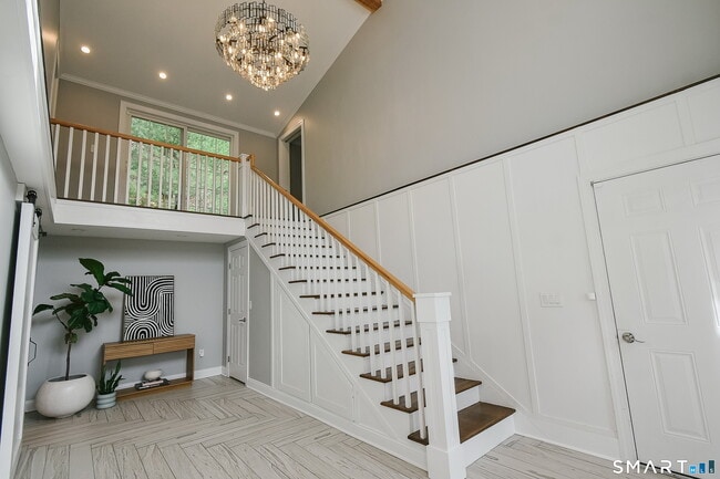 Building Photo - 50 1/2 Mountain Spring Rd