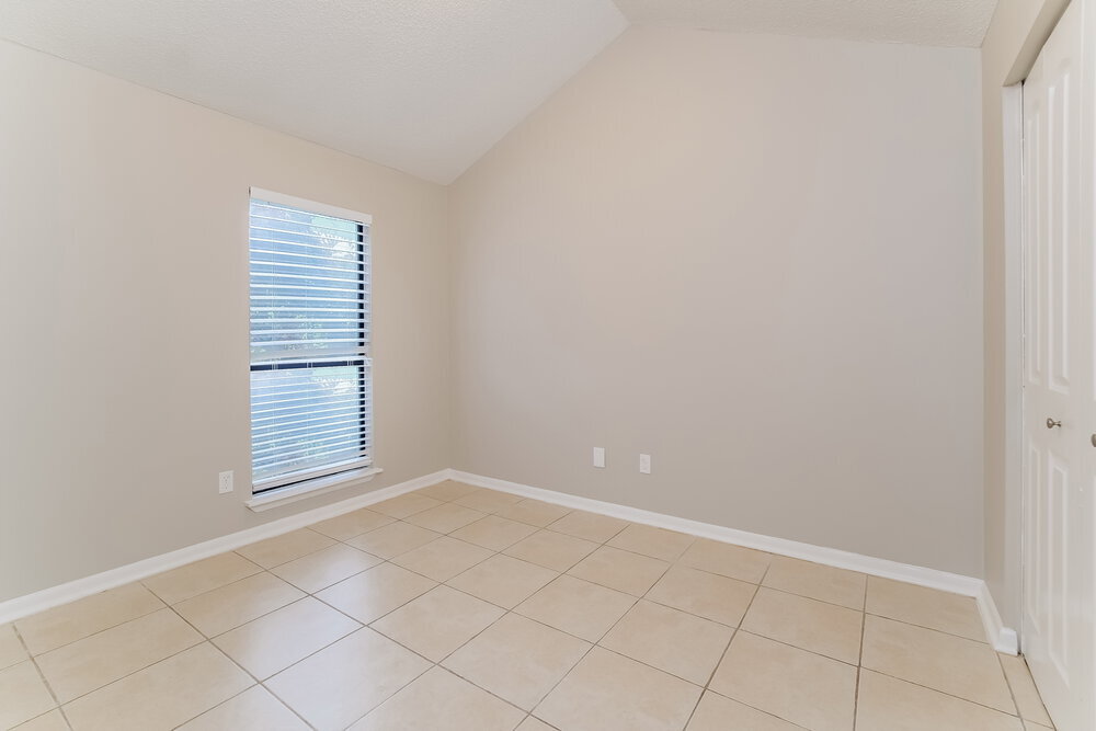Building Photo - 6911 Coleus Ct