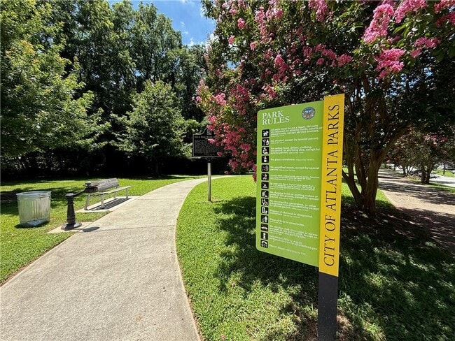 Building Photo - 161 Stanhope Cir NW