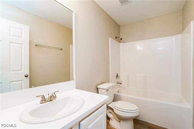 Building Photo - 3800 34th St SW