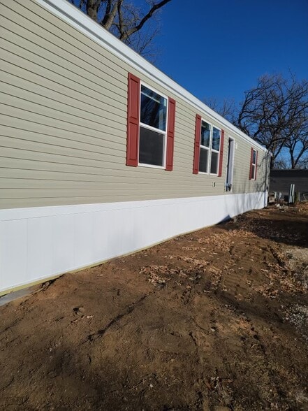 Building Photo - 57 Arbor St