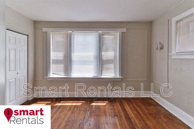 Building Photo - 3807 Keokuk St