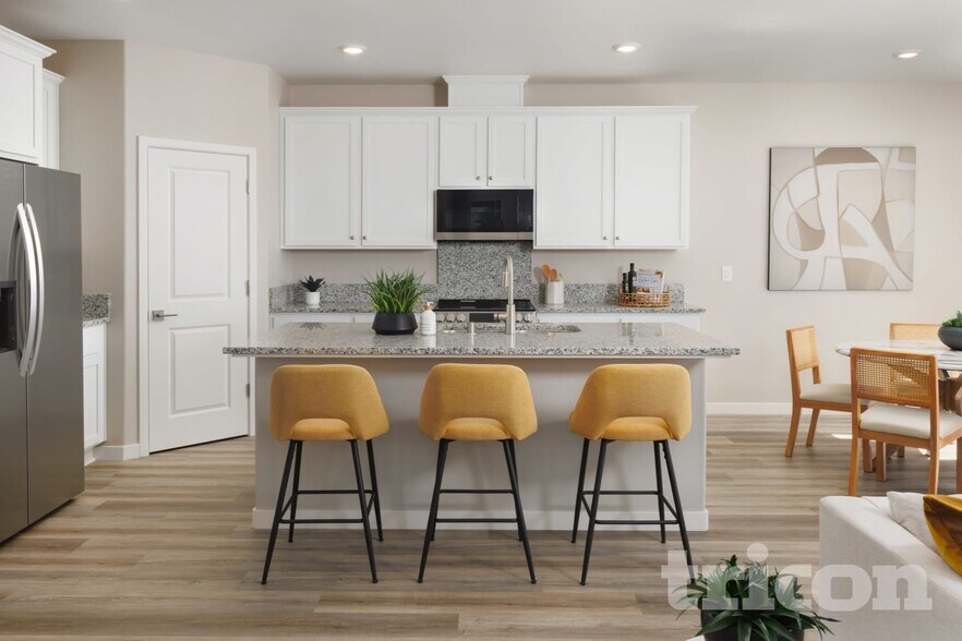Building Photo - 8241 Perla Wy
