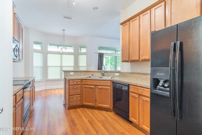 Building Photo - 153 Sanwick Dr