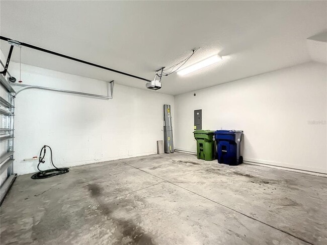 Building Photo - 3715 W Wisconsin Ave