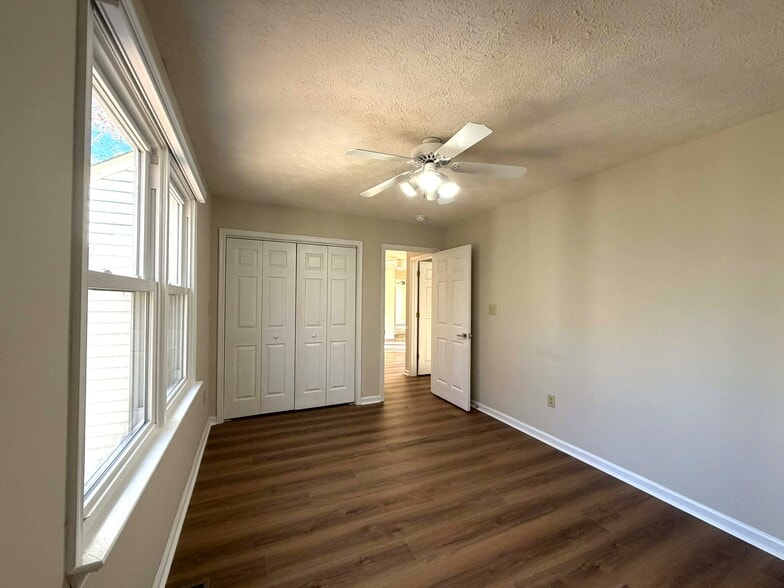 Bedroom #3 - 2721 Linden Ln