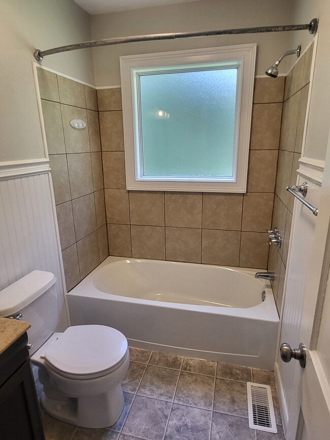 Building Photo - 968 Swift Dr