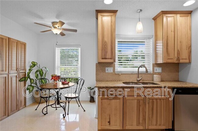 Building Photo - 232 Timberlane Dr