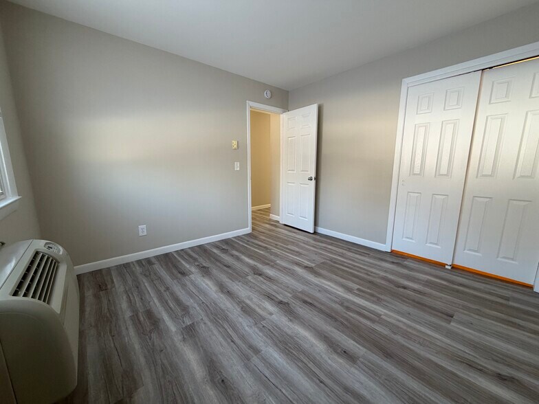 Building Photo - 16 Fordyce Ct