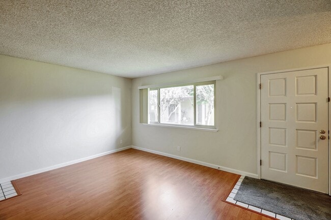 Building Photo - 436 Sierra Vista Ave
