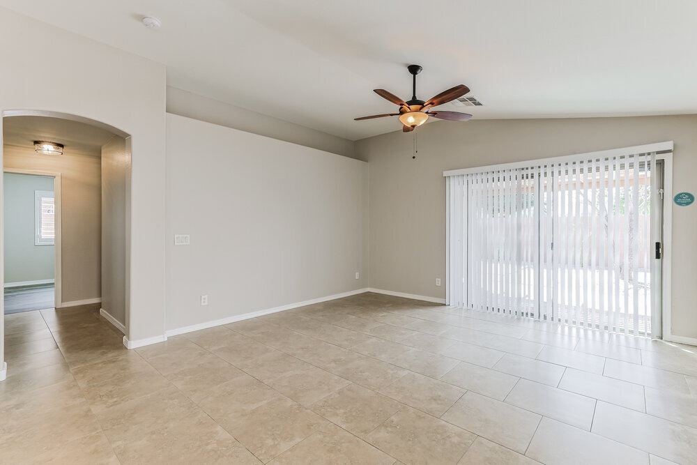 Building Photo - 33554 N Cobble Stone Dr