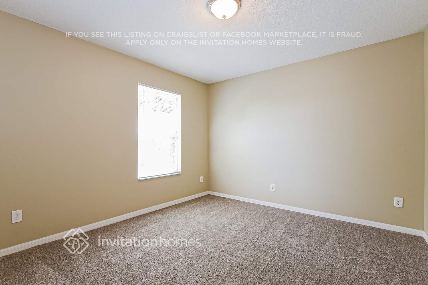 Building Photo - 14612 Chloe Ct