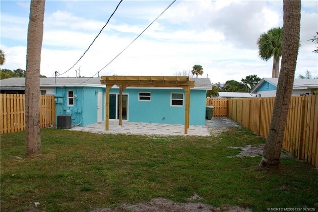 Building Photo - 406 Robalo Ct