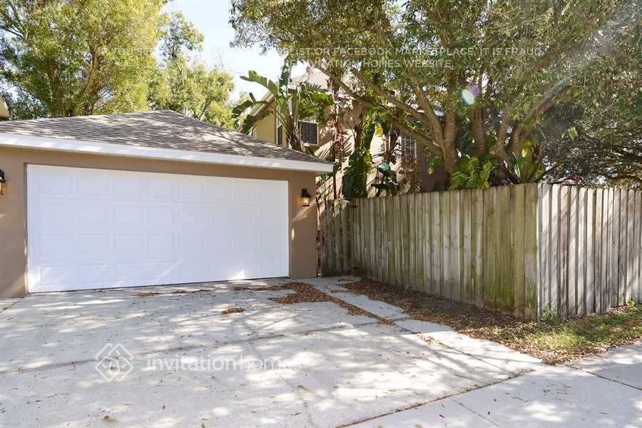 Building Photo - 3615 W Sevilla St