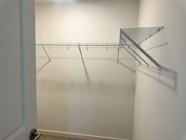 Building Photo - New Construction 3BR/2.5BA Townhome with Attached Garage in Oak Forest, Make your move less expen...
