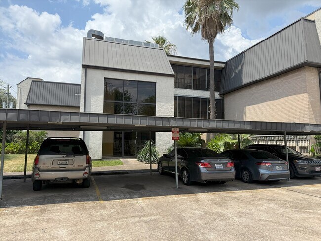 Building Photo - 8523 Hearth Dr