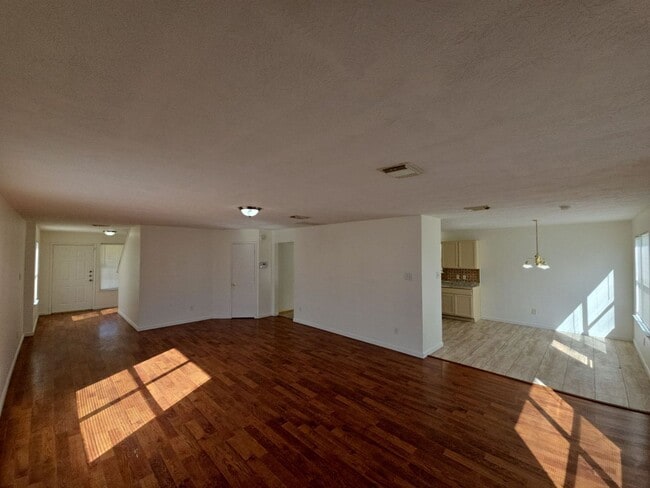 Building Photo - 21802 Westfield Ridge Dr