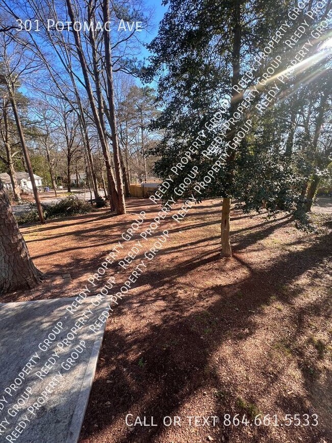 Building Photo - Corner Lot in Pleasant Valley neighborhood.