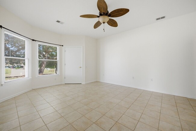 Building Photo - 1026 High Dunes Quay