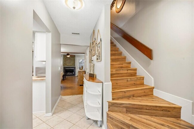 Building Photo - 1000 Sea Island Rd