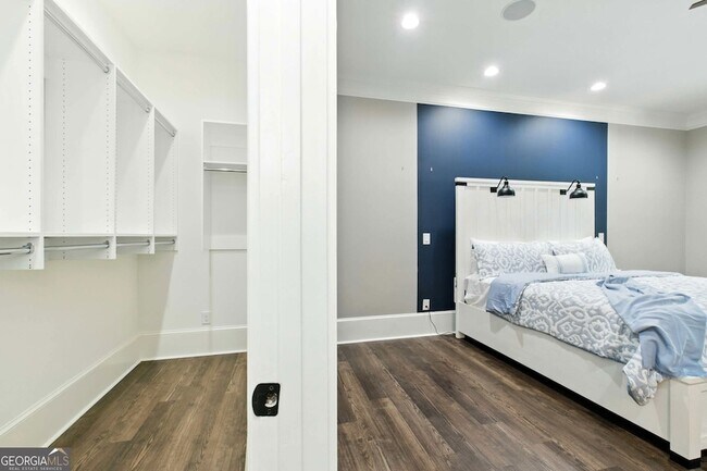 Building Photo - 6225 Random Winds Bluff