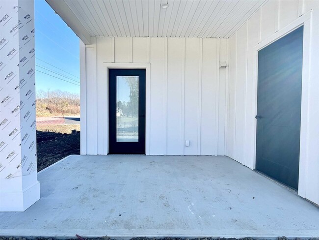 Building Photo - 1408 Noxon Rd