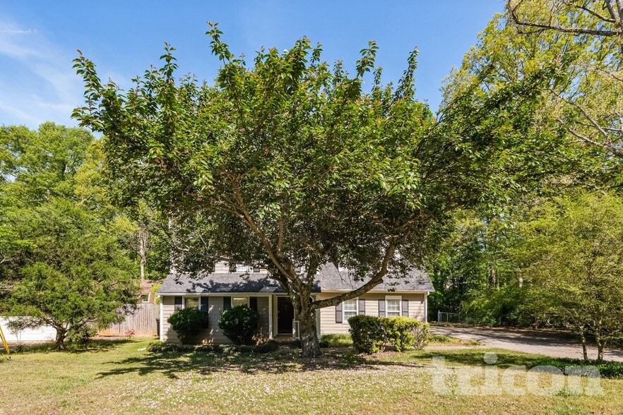 Building Photo - 740 Cedar Farms Dr