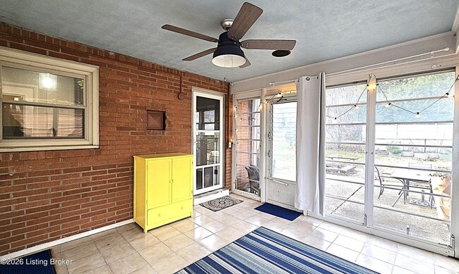 Building Photo - 1707 Nightingale Rd