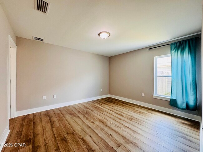 Building Photo - 290 Bayou Bend Ln