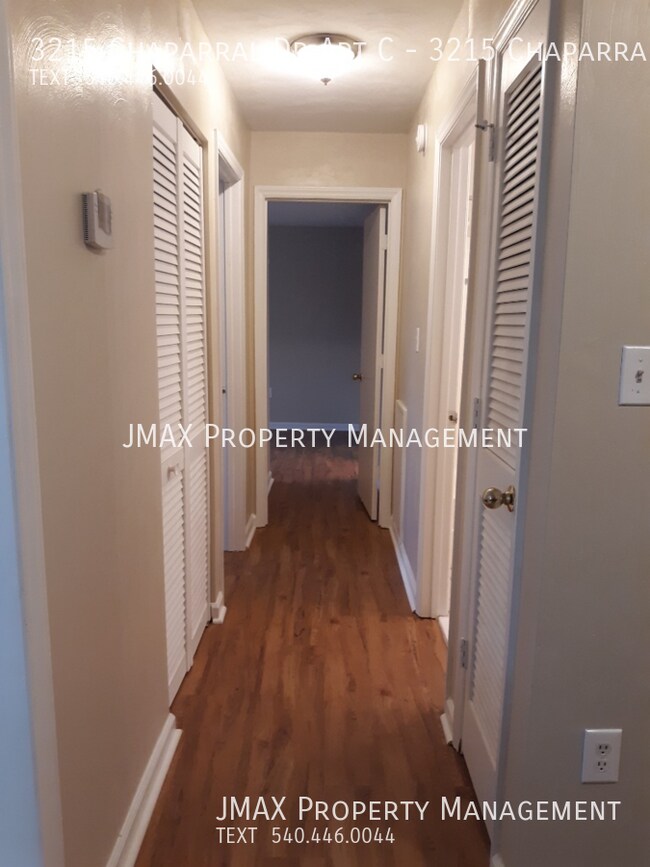 Building Photo - This property has a no security deposit op...