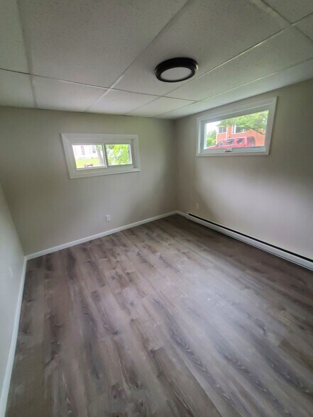 1# Bedroom - 10 Highland View Ave