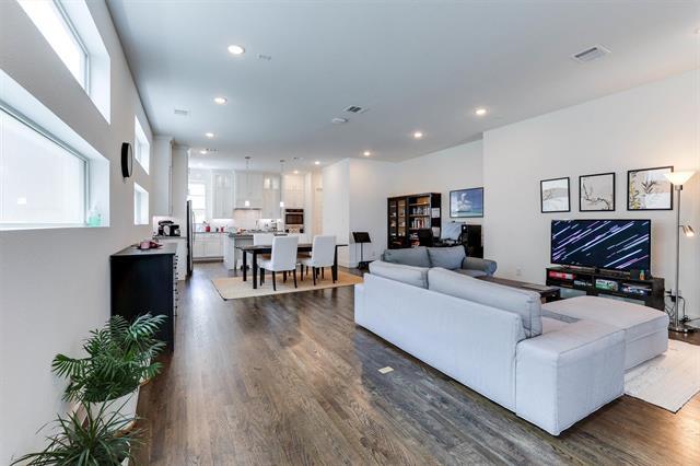 Building Photo - 8044 Zeppos Dr.