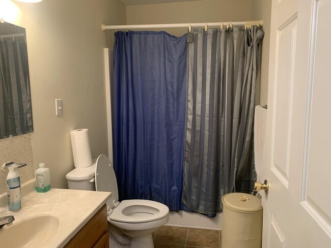 Building Photo - 64 Main St